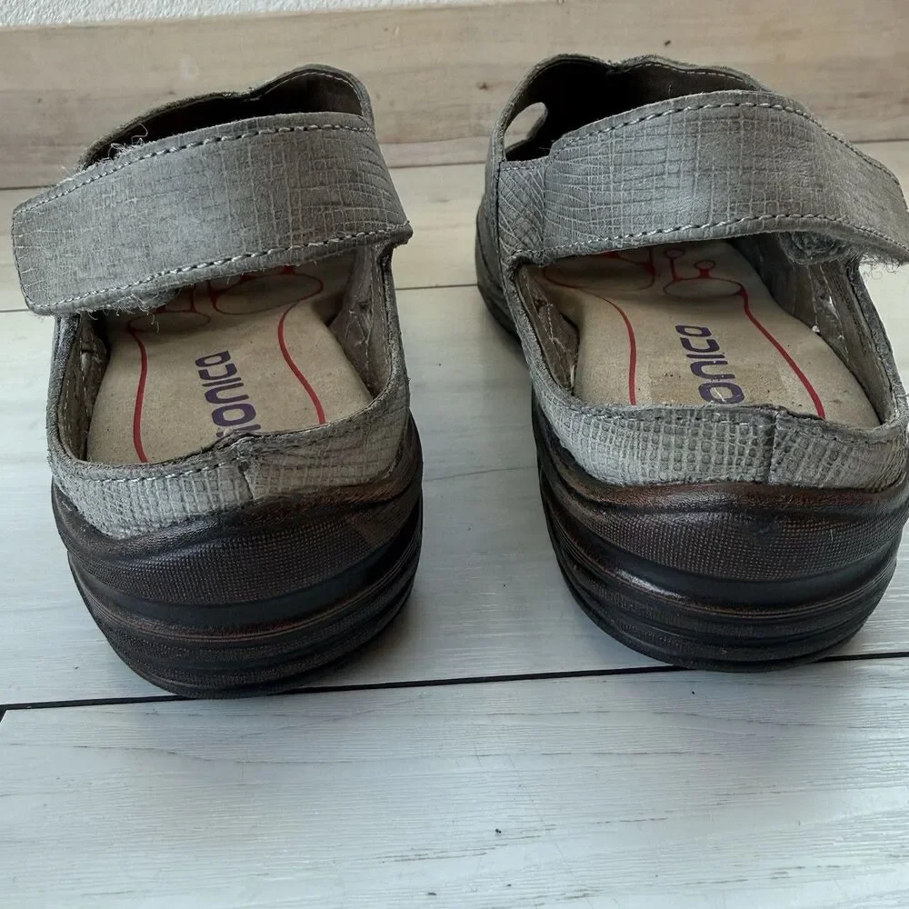 Bionica Maclean 2 Slingback Fisherman Womens Size 8.5 Gray Leather Wedge Sandals